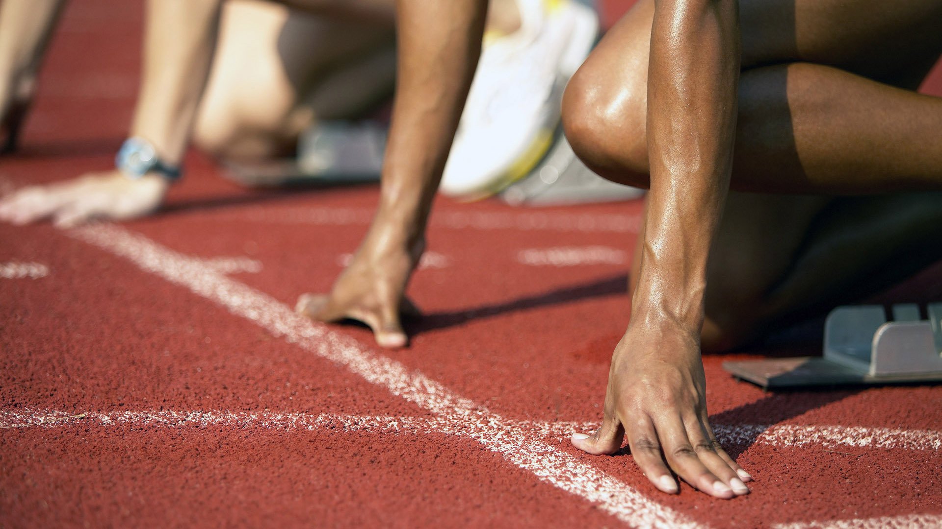 凯琳·科贝特刷新个人最佳成绩引关注，凯特琳菲贝